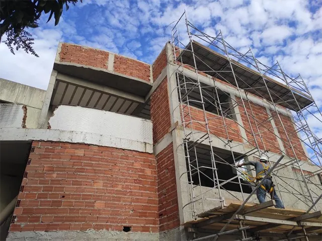 Prédio da ampliação Unimed Campos: em obras